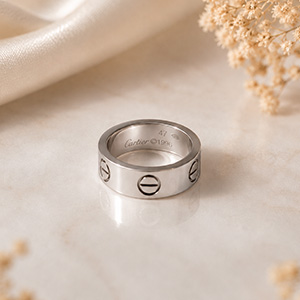 Cartier -Pre loved- Love